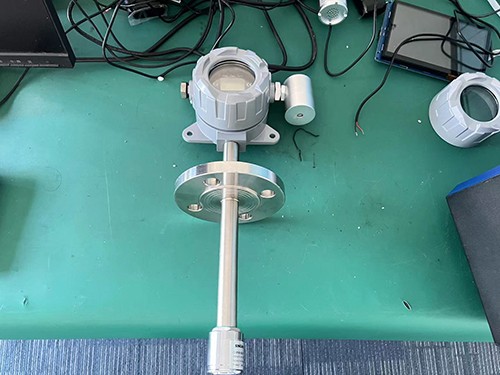 化工廠反應(yīng)堆管道法蘭式氨基二甲烷檢測(cè)儀應(yīng)用案例