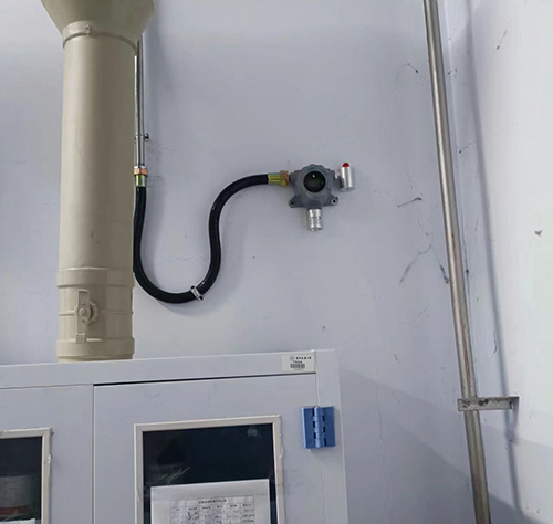 實(shí)驗(yàn)室氣瓶柜電石氣檢測(cè)儀應(yīng)用案例